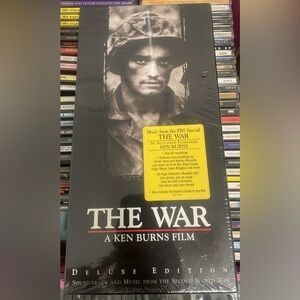 THE WAR - Ken Burns - 4 CD BOX SET
- NEW & SEALED WITH HYPE STICKER